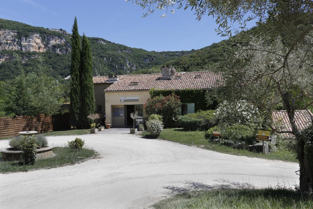 Vacanceole - Le Domaine De Chames - Pont D'Arc Vallon-Pont-dʼArc Exterior foto