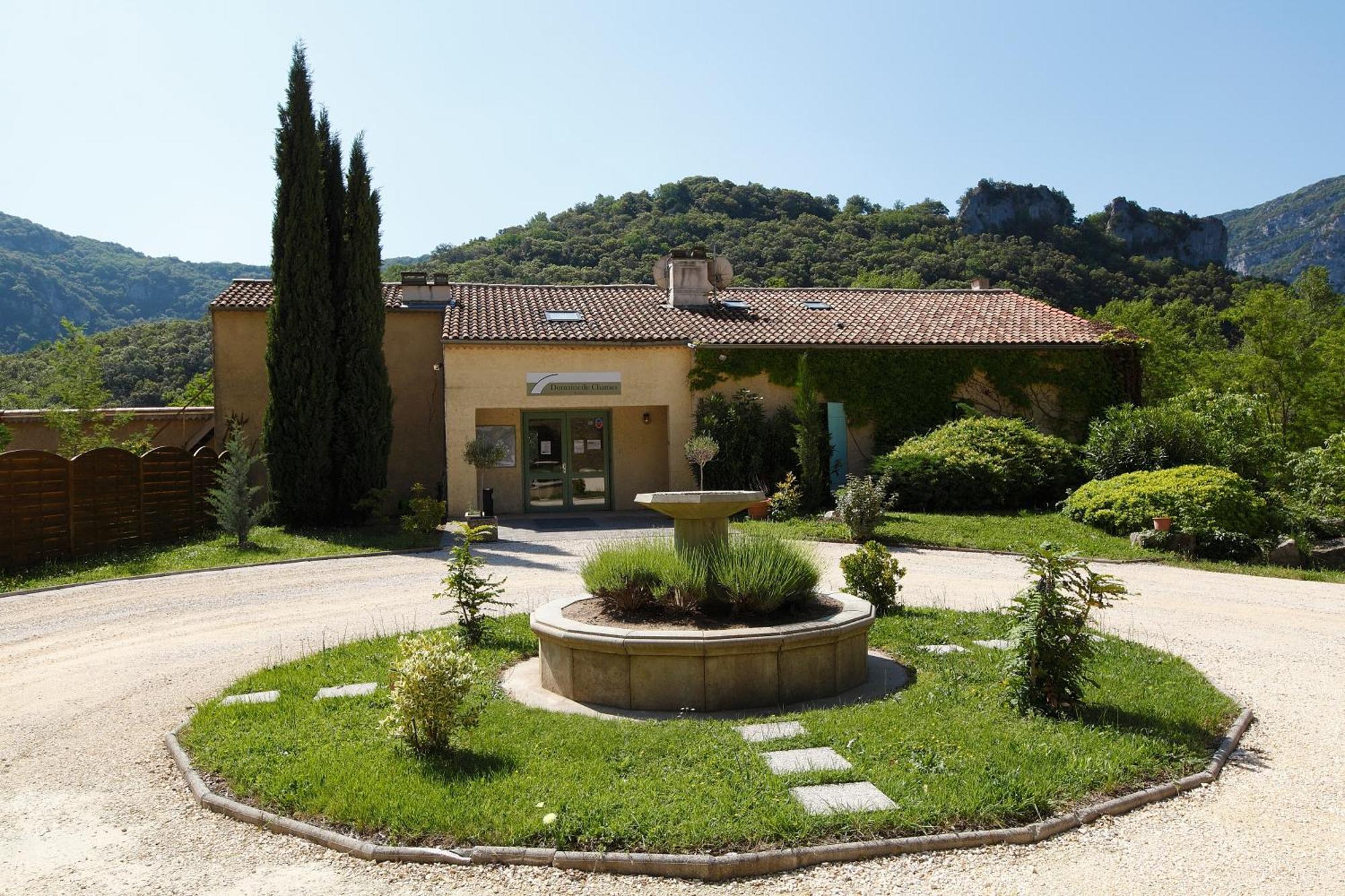 Vacanceole - Le Domaine De Chames - Pont D'Arc Vallon-Pont-dʼArc Exterior foto