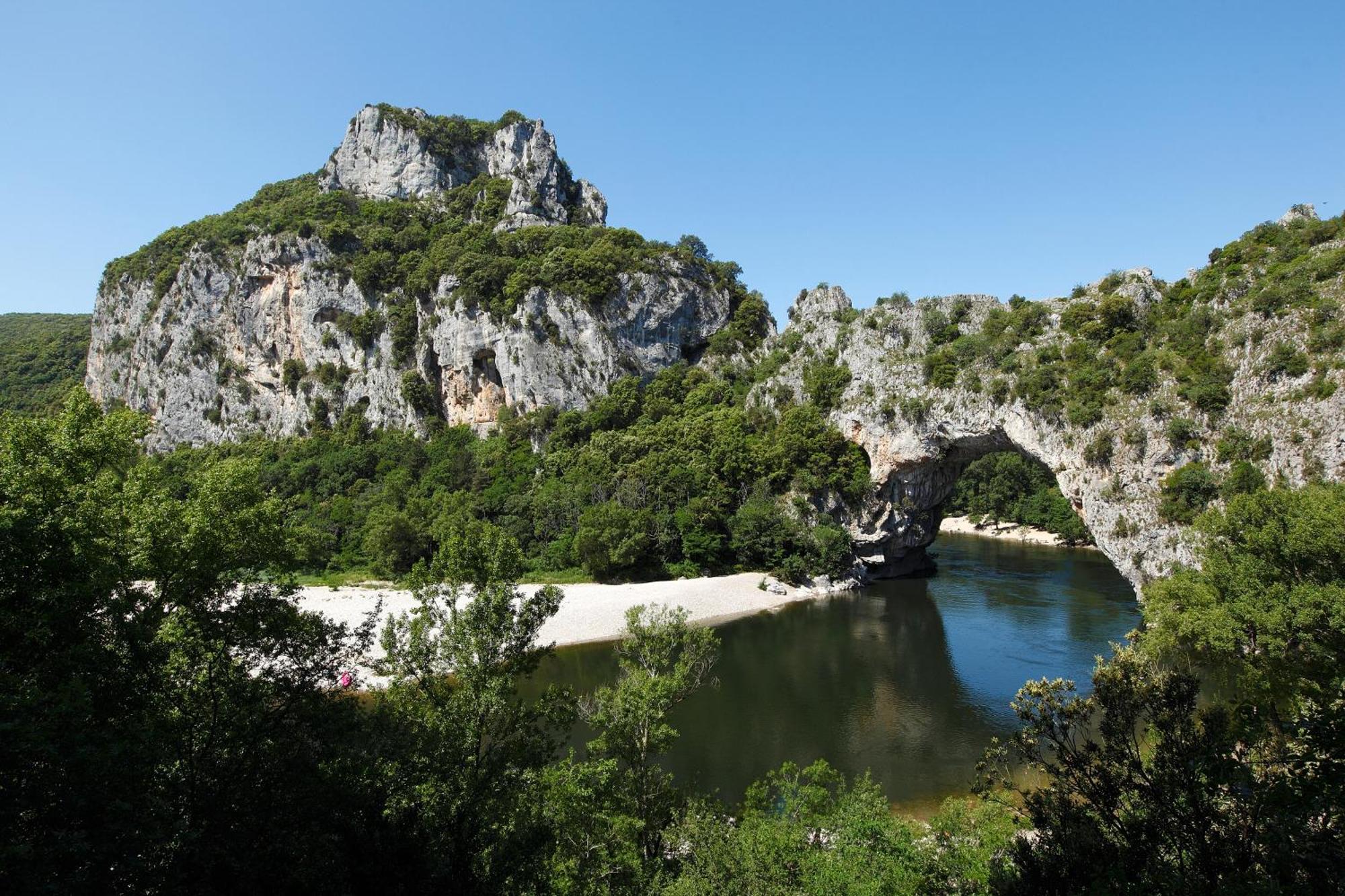 Vacanceole - Le Domaine De Chames - Pont D'Arc Vallon-Pont-dʼArc Exterior foto